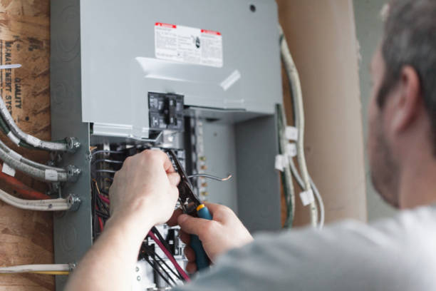 Best Circuit Breaker Installation and Repair  in Roselle, IL